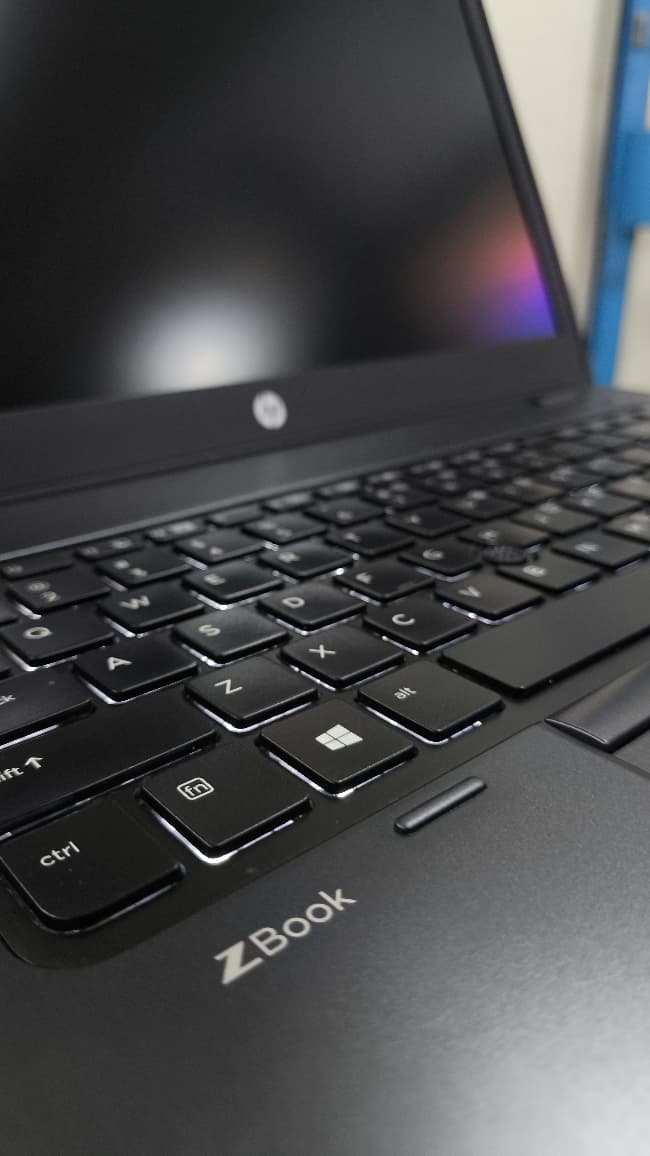 WhatsApp Image 2026-06-21 at 4.08.28 PM HP Z Book 14 Mobile Workstation – Intel Core i7 5th Gen, 8GB RAM, 240GB SSD, AMD 1GB DDR5 Graphics, 14" Full HD Display