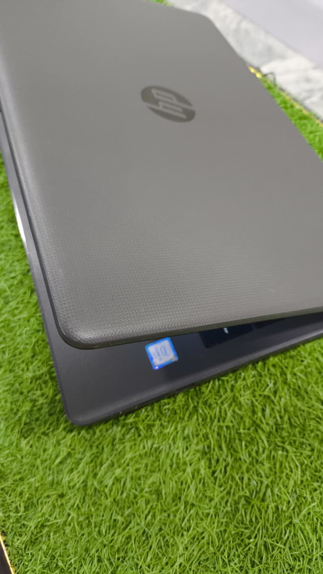 HP 250 G4 – Intel Core i3 6th Gen, 8GB RAM, 128GB SSD, 15.6" HD Display