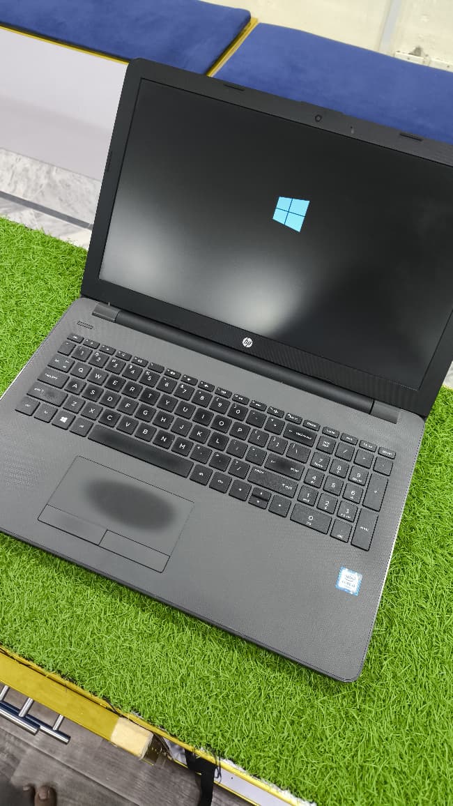 HP 250 G4 – Intel Core i3 6th Gen, 8GB RAM, 128GB SSD, 15.6" HD Display