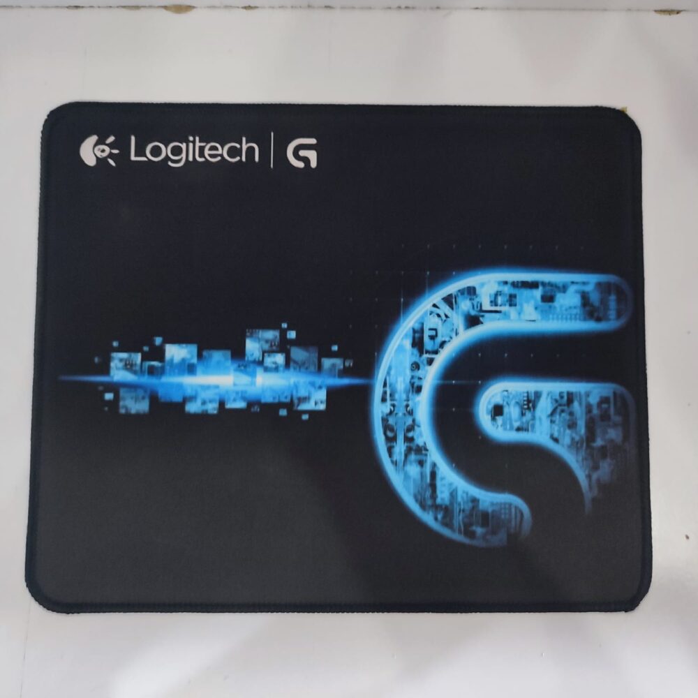 Logitech R-8 Silk Gliding Mouse Pad – Smooth Precision Surface for Gaming & Office