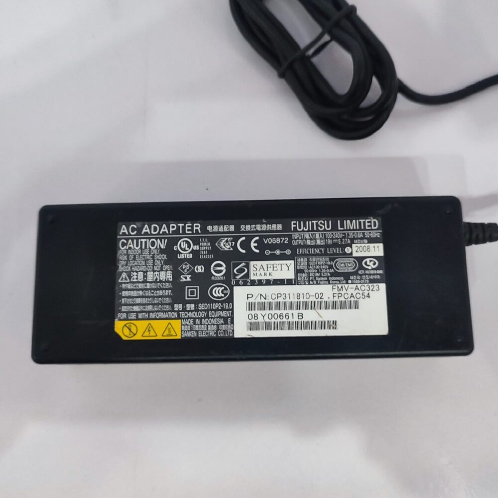 Toshiba / Fujitsu 90W AC Adapter – Universal Laptop Charger (19V 4.74A)