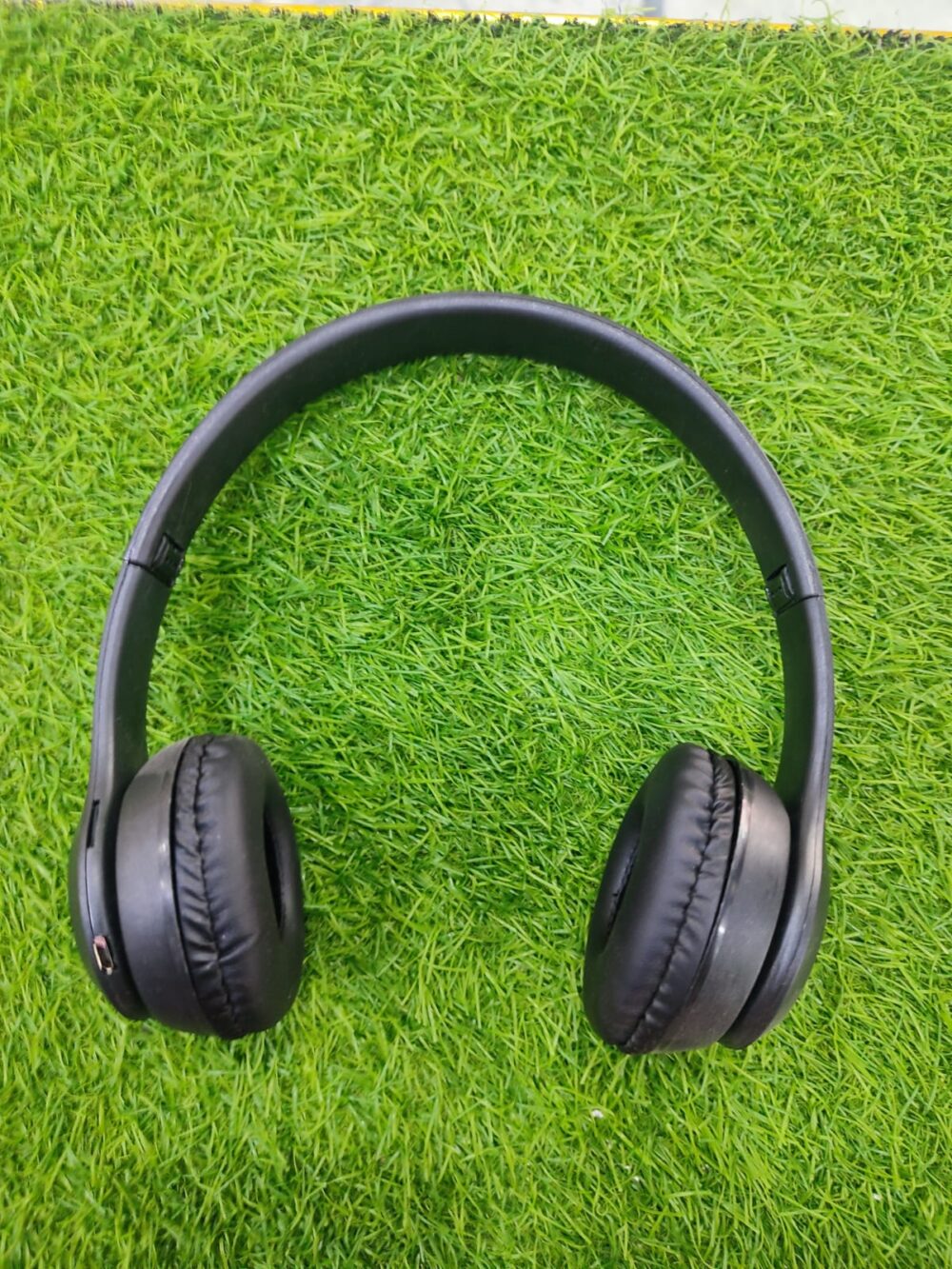 P47 Wireless 5.0+EDR Bluetooth Headphones – Foldable Stereo Headset with Mic