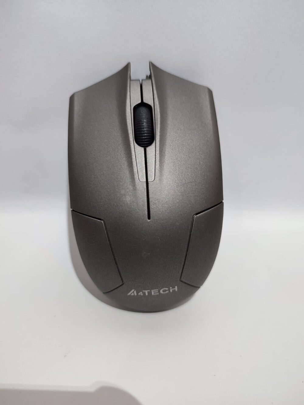 mouse12 A4Tech 2.4GHz Wireless Optical Mouse