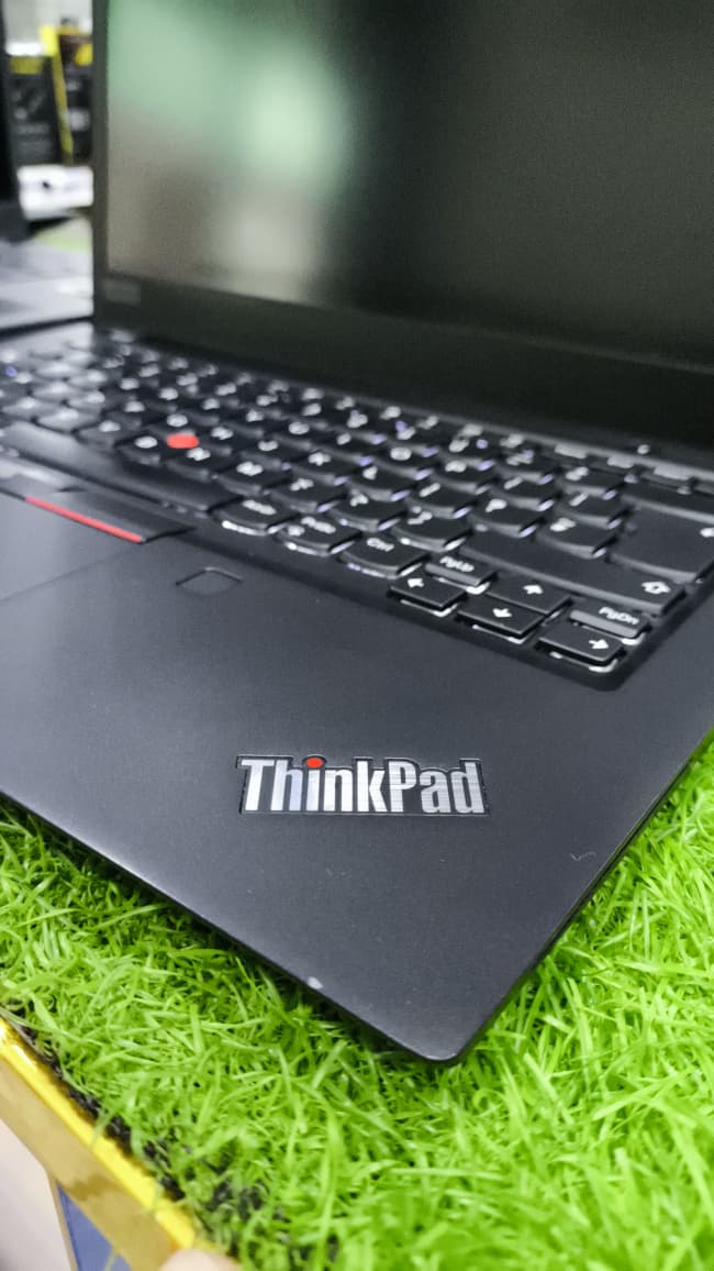 Lenovo ThinkPad T490s – Intel Core i5 8th Gen | 8GB RAM | 256GB SSD | Fingerprint | IR Face ID | Backlit Keyboard