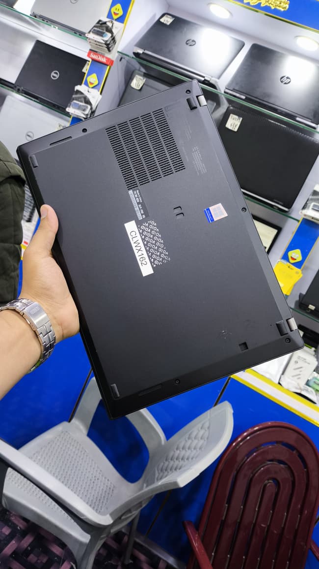 Lenovo ThinkPad T490s – Intel Core i5 8th Gen | 8GB RAM | 256GB SSD | Fingerprint | IR Face ID | Backlit Keyboard