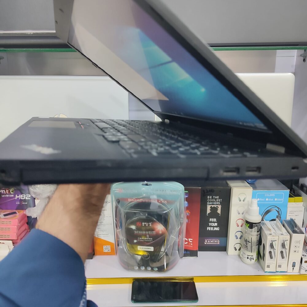 Lenovo ThinkPad L560 – Intel Core i3 6th Gen | 8GB RAM | 500GB HDD | 15.6" HD Display | Webcam | Good Battery Backup