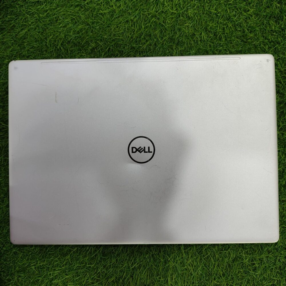 Dell Inspiron 7370 – Intel Core i5 8th Gen | 8GB RAM | 256GB SSD | 13.3" Full HD | Backlit Keyboard | Good Battery Backup