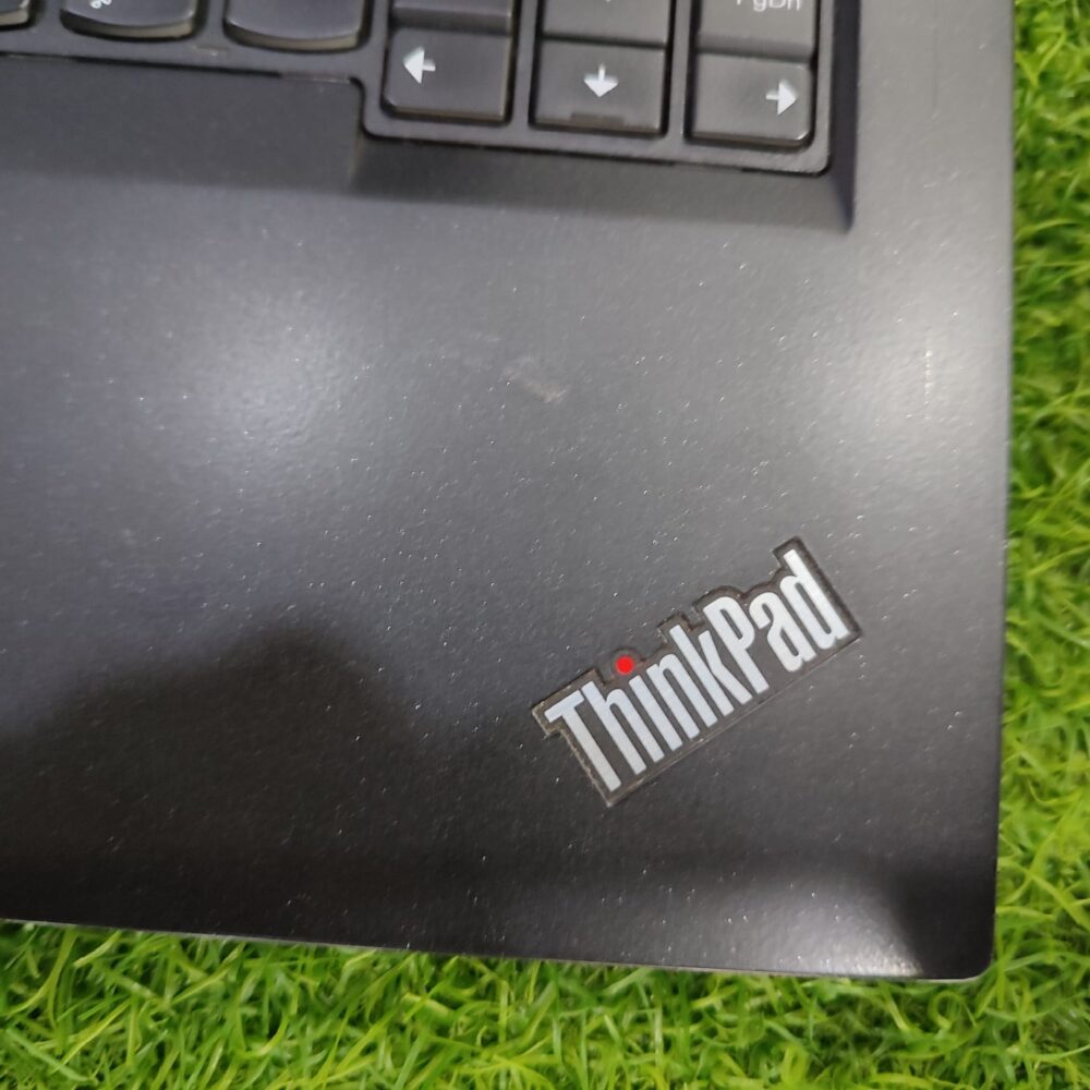 Lenovo ThinkPad T460s – Intel Core i5 6th Gen | 8GB RAM | 256GB SSD | 14" Full HD | Backlit Keyboard | Good Battery Backup
