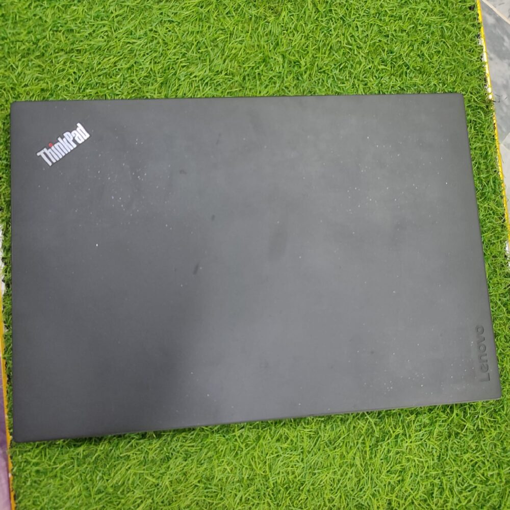 Lenovo ThinkPad T470 – Intel Core i5 6th Gen | 8GB RAM | 256GB SSD | 14" Full HD | Backlit Keyboard | Good Battery Backup