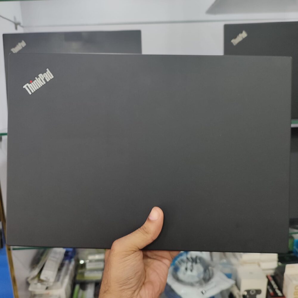 Lenovo ThinkPad T14 – Intel Core i5 11th Gen | 8GB DDR4 RAM | 256GB SSD | 14" Full HD Touchscreen | Webcam