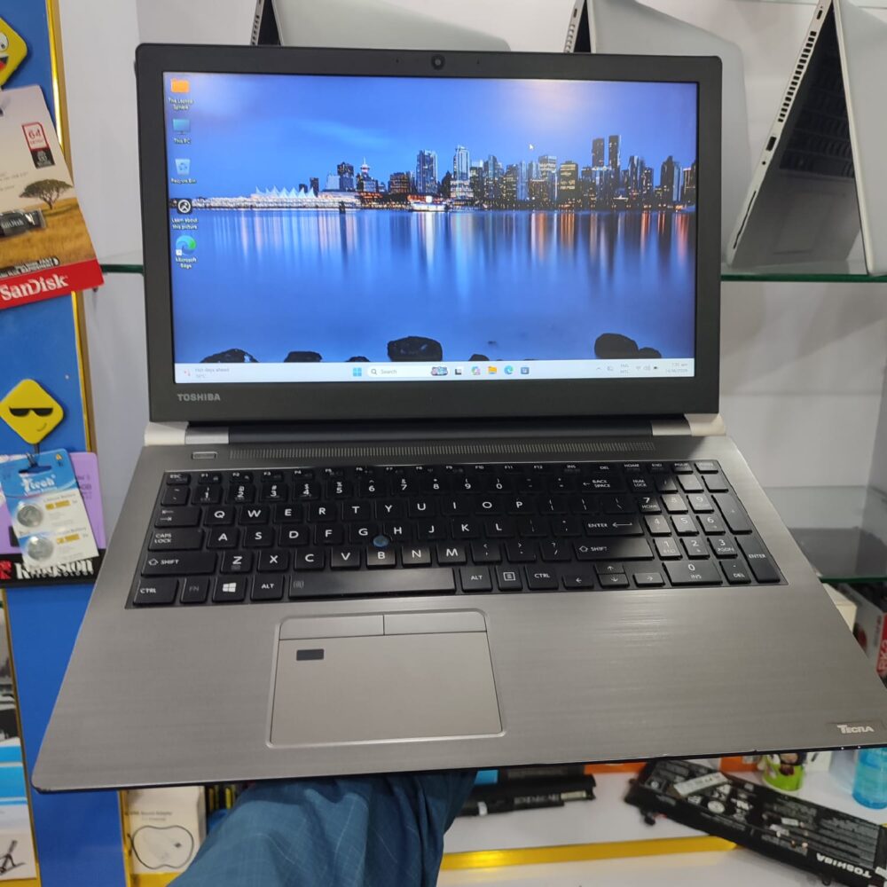 WhatsApp Image 2026-08-13 at 3.39.15 PM (2) Toshiba Tecra Z50-E Laptop – Intel Core i7 8th Gen, 8GB RAM, 256GB SSD