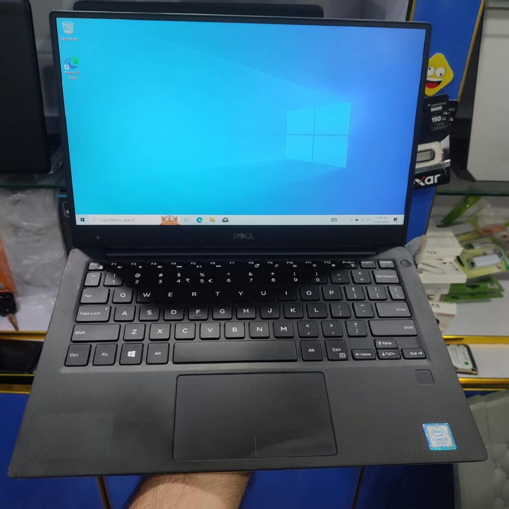 Dell XPS 9360 – Core i5 7th Gen | 8GB RAM | 256GB SSD