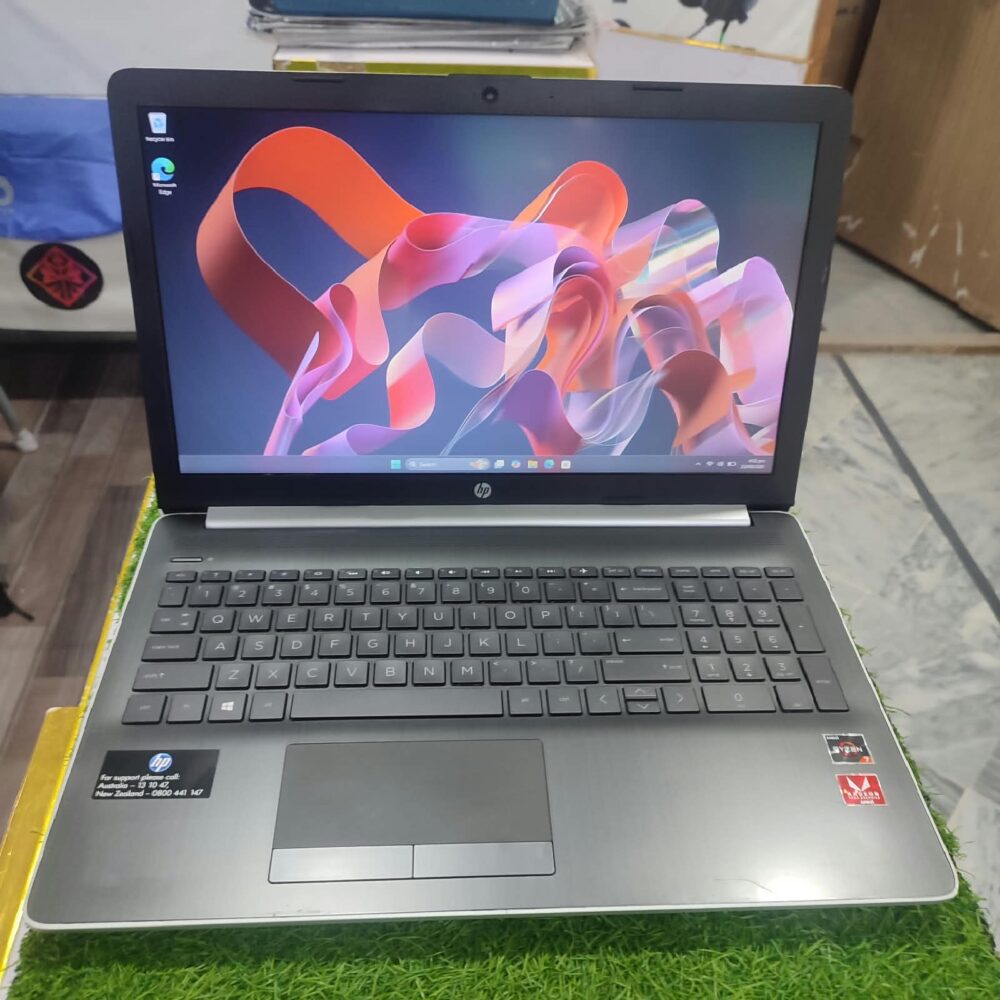 HP 15-db1068AU – AMD Ryzen 7 3700U | 8GB RAM | 120GB SSD | 2GB Dedicated Graphics