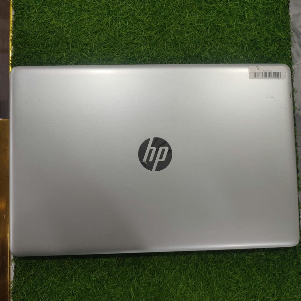 HP 15-db1068AU – AMD Ryzen 7 3700U | 8GB RAM | 120GB SSD | 2GB Dedicated Graphics