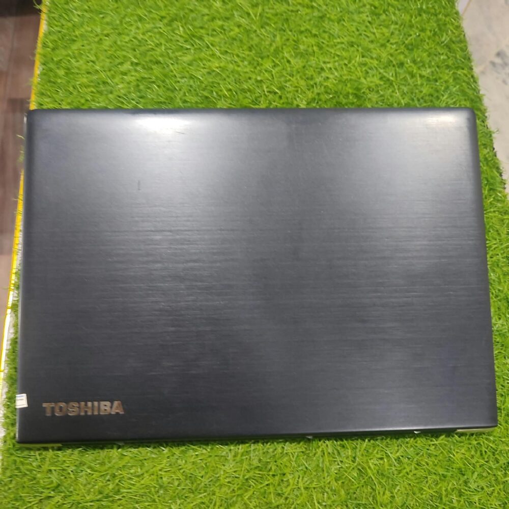 Toshiba Portege X30-D – Core i7 7th Gen | 8GB RAM | 256GB SSD
